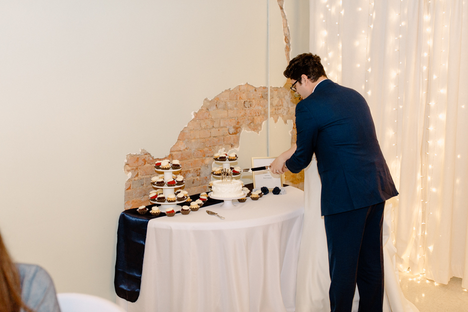 nothing bundt cakes at wedding reception in downtown fayetteville